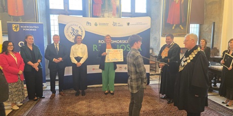 Powiększ grafikę: swieto-mlodych-rzemieslnikow-638747.jpg